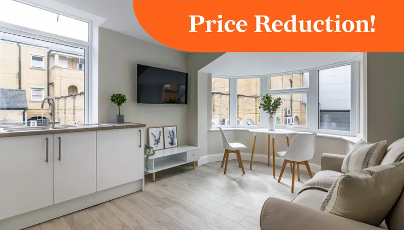 Powell House // Luxury 1 Bed Apt // AUG 2026 - Thumbnail 1